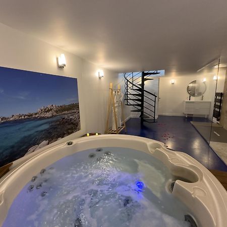 Mieuxqualhotel jacuzzi privatif Le rond Bordeaux Extérieur photo