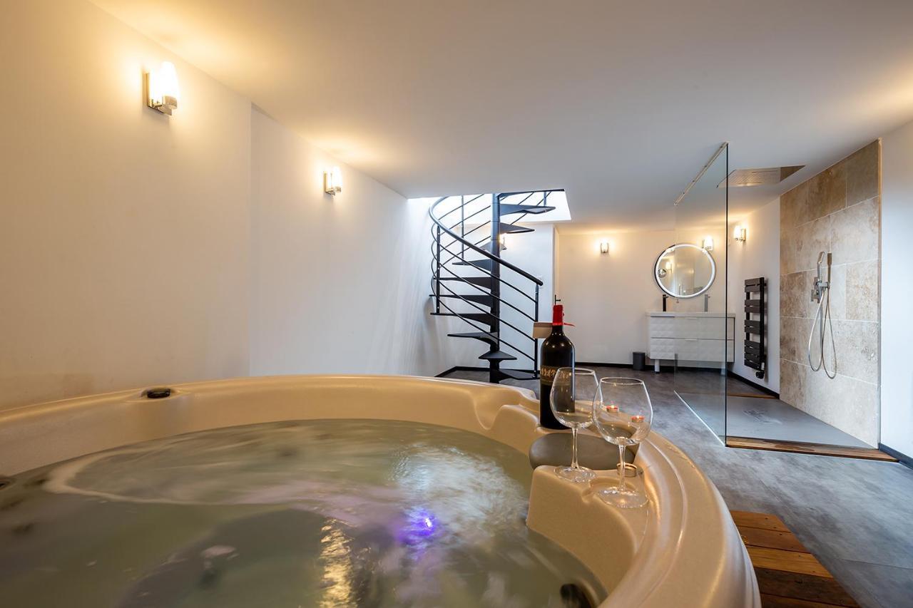 Mieuxqualhotel jacuzzi privatif Le rond Bordeaux Extérieur photo