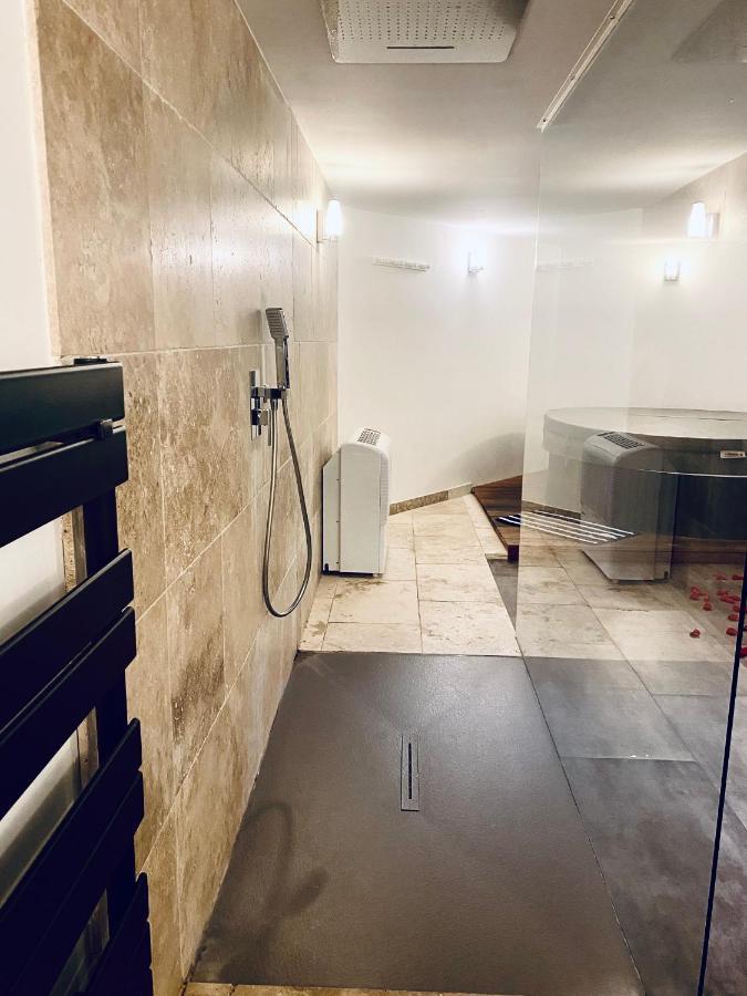 Mieuxqualhotel jacuzzi privatif Le rond Bordeaux Extérieur photo