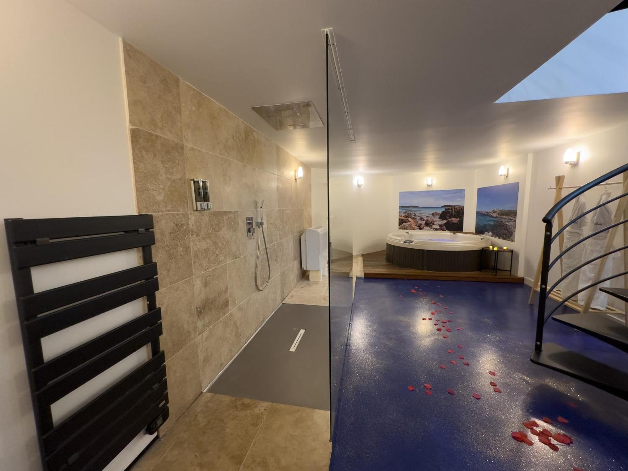 Mieuxqualhotel jacuzzi privatif Le rond Bordeaux Extérieur photo