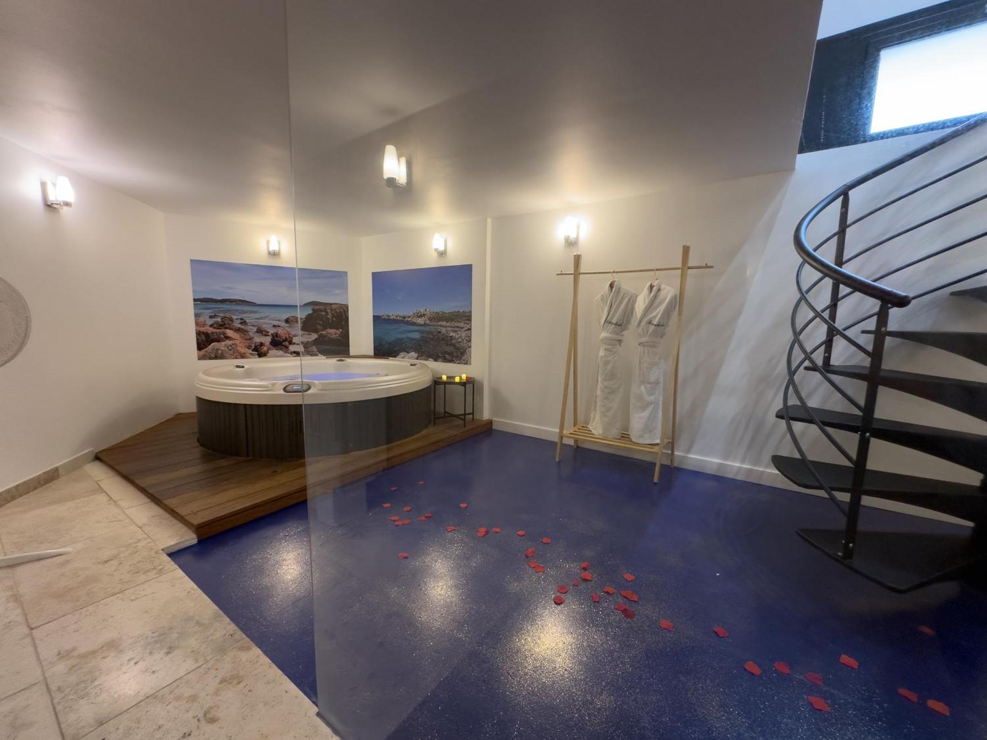 Mieuxqualhotel jacuzzi privatif Le rond Bordeaux Extérieur photo